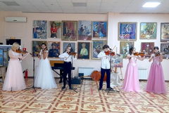 Ансамбль скрипачей «Орфей» на открытии выставки